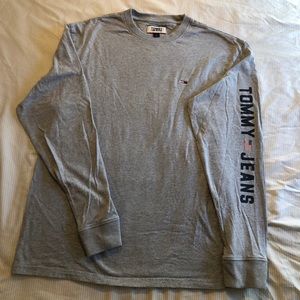 TOMMY HILFIGER LONG SLEEVED TEE